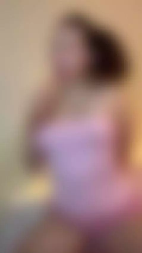 mmm, It feels better when I imagine it’s yours. by ariahavens