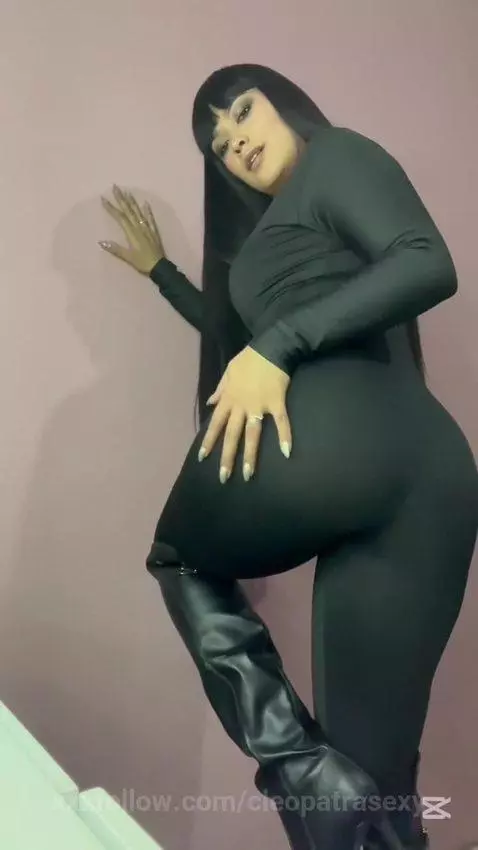 Lish my boots 😛 by cleopatrasexy