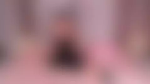 Make me undress and discover everything I tend under my clot... by madamedesade