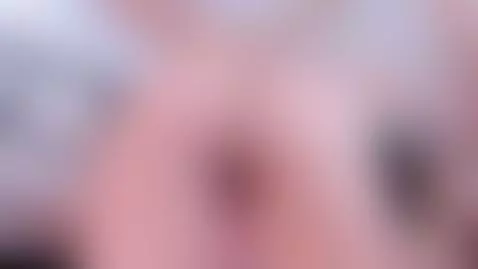 I want to feel your tongue running all over my body slowly 😈... by tessacooper