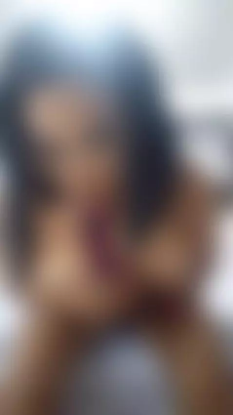 Sucking  hard as a slut that i am by lorrainemonreau