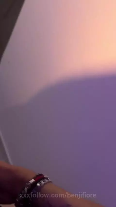 It is a wonderful shadow, right? 🍆💦 by benjifiore