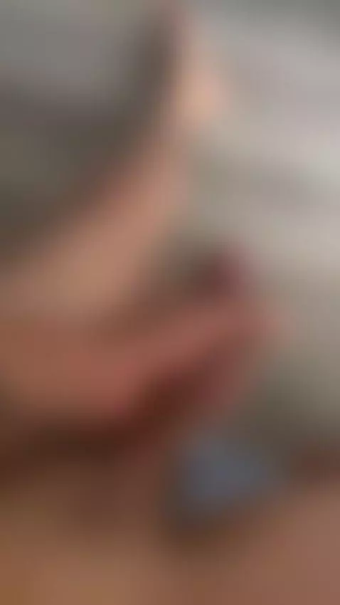 Do you like how I look? by benjifiore