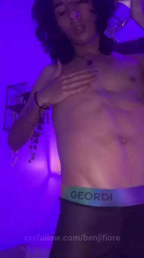 Do you want to see all this drip on your body? by benjifiore