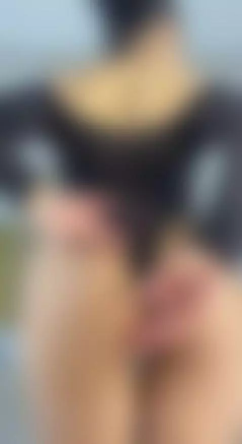 There are things you don't expect!💥 by isabellasouza