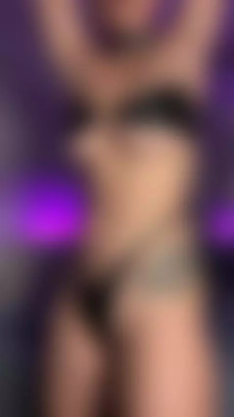 If this caught your attention… imagine what I don’t post her... by onlyaisu