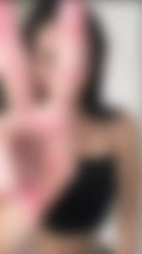 Spoiler alert: You’re going to love being bad 😈
Hit that lin... by darianaaaa