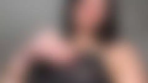 Come for a chat, stay for the vibe 💞 by darianaaaa