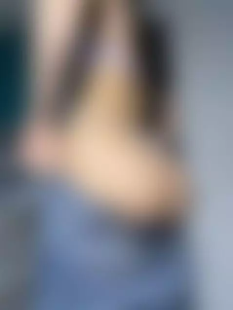 Shake it 🍑🍑 by darianaaaa