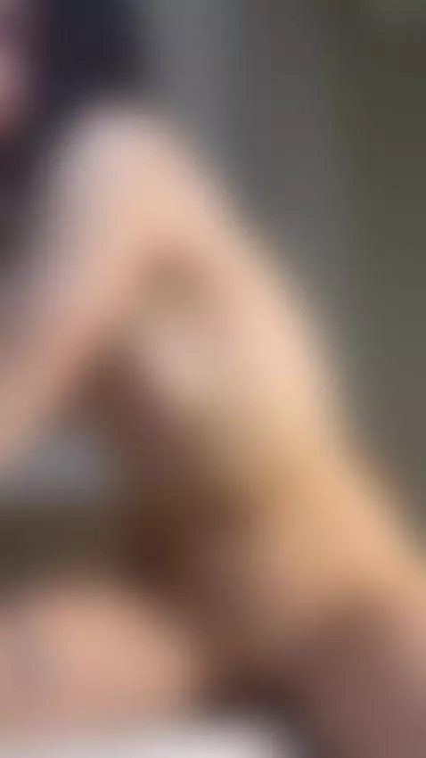 Naked hips grinding slow on the sheets 🥰 by darianaaaa