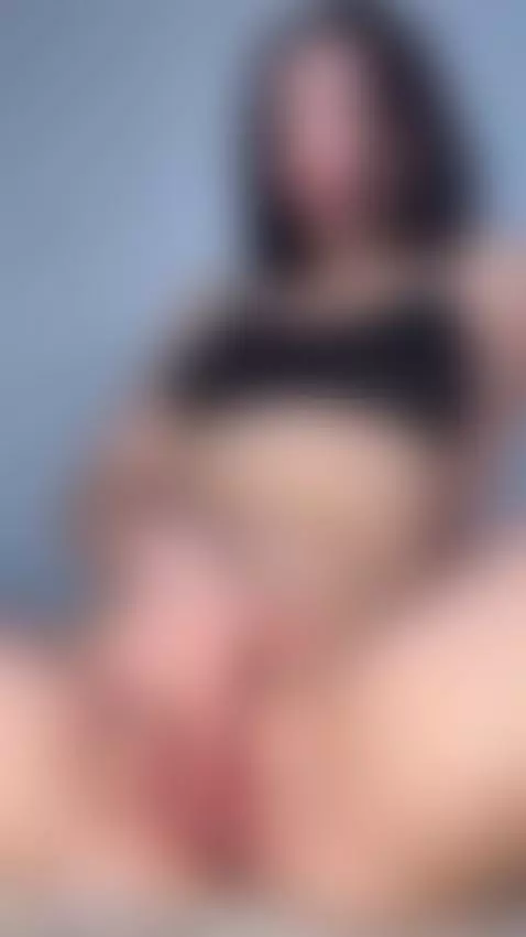 You gonna make me cum with that? 😳 by darianaaaa