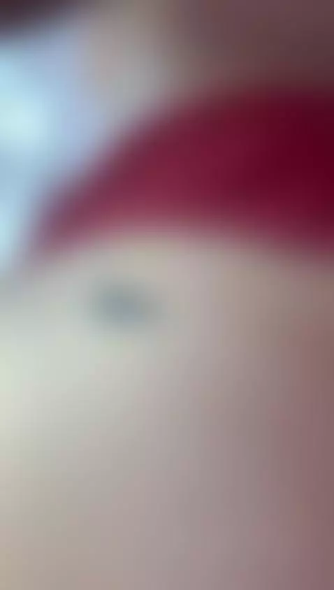 🍑 Red lingerie tease… my ass is all yours 💋🔥 by emilywhinfree