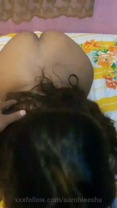 Desi bitch hardcore mouth fuck by aarohieesha