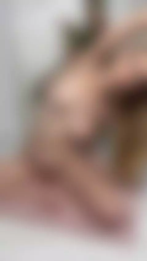 Wreck my tight little cunt until I’m begging and squirting e... by nikaoss