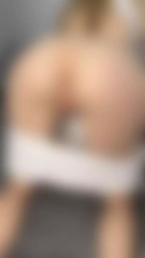 Need it bad: cock pounding pussy, fingers fucking my ass 😈🖐️... by nikaoss