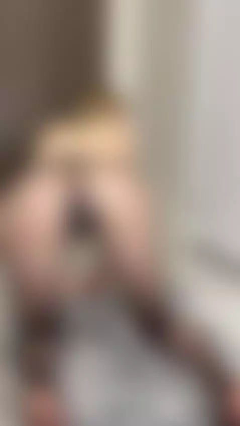 Fuck me doggy until my knees bruise and my voice breaks by nikaoss