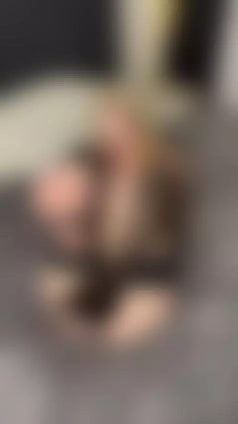 Choke me with your belt while you hammer my holes by nikaoss