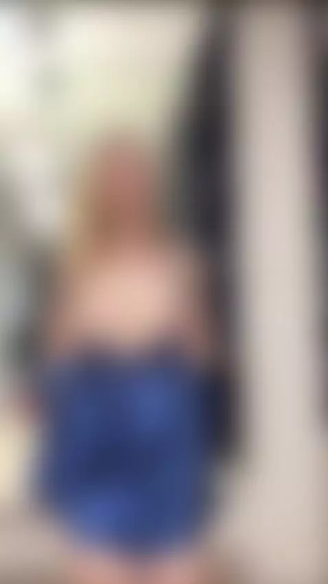 Incredible girl creating magic! Subscribe through bio ✨ by josephineblush