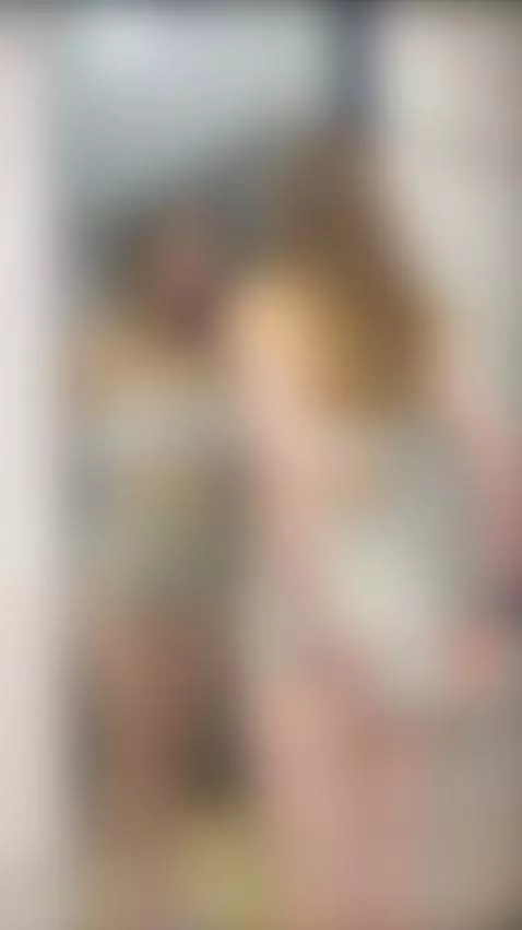 Beautiful girl and positive vibes 😊 Don’t forget to subscrib... by josephineblush