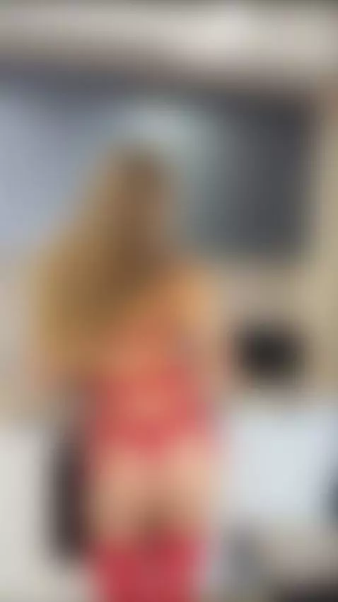 Young and bold — stay tuned! 😉 Follow via the link in bio. by josephineblush