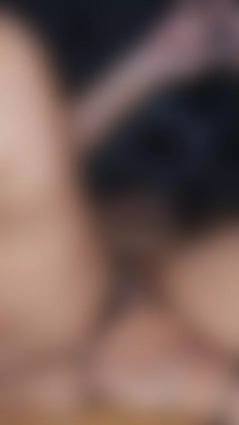 Jugando Con Juguetitos by andregok