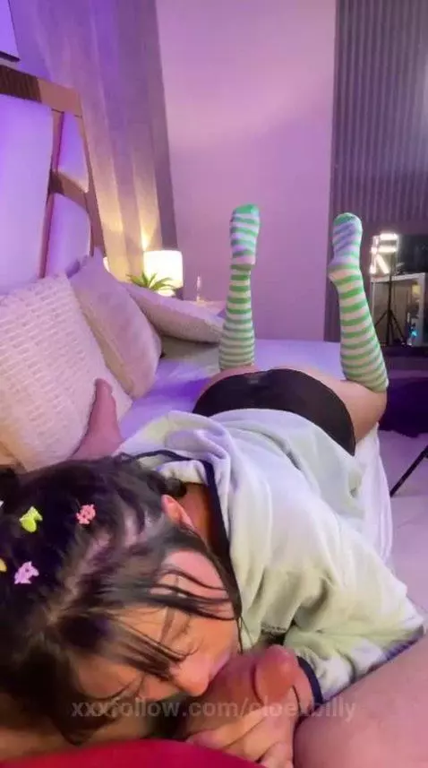 A very naughty girl sucking my big cock... 🍆💦 by cloexbilly