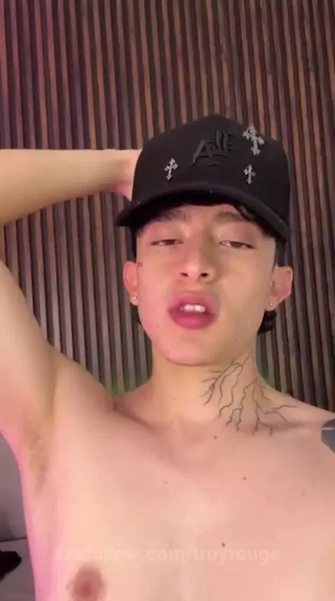 Alone, turned on, and ready to finish by troyrouge