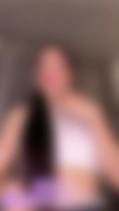 I’m live, can you feel the heat? Estoy en vivo, ¿puedes sent... by melifluaa