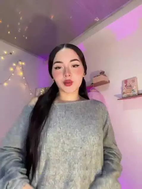 I'm live💗 by melifluaa