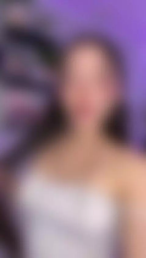 I'm live💗 by melifluaa