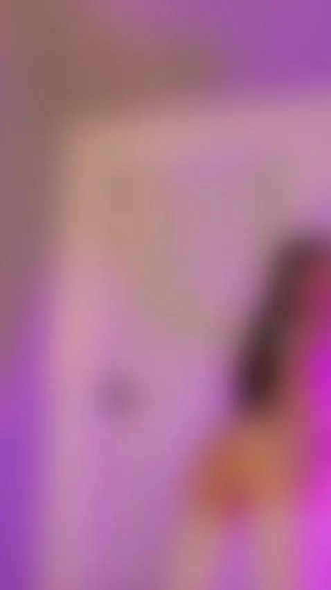 Live 💗 don’t miss it by melifluaa