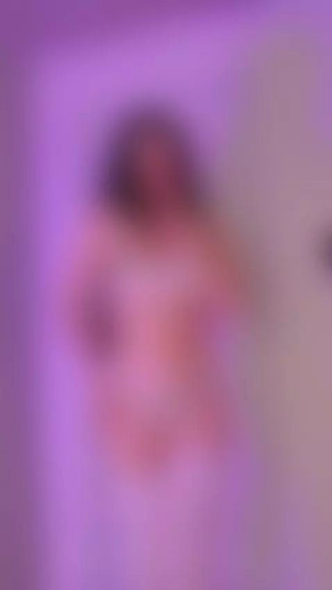 Hey you… yes, you 😏
Live now and waiting for you 🔥 by melifluaa