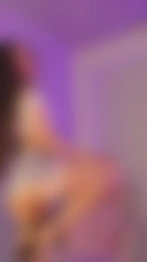 Hey you… yes, you 😏
Live now and waiting for you 🔥 by melifluaa