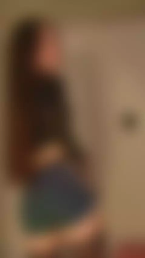 Hey you… yes, you 😏
Live now and waiting for you 🔥
Don’t kee... by melifluaa