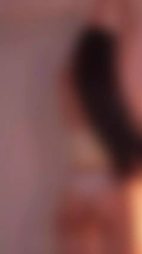 Hey you… yes, you 😏
Live now and waiting for you 🔥
Don’t kee... by melifluaa
