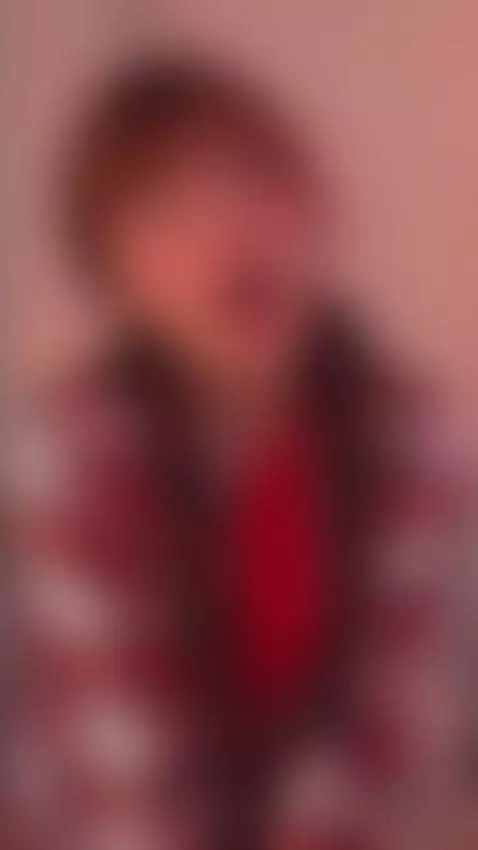 Hey you… yes, you 😏
Live now and waiting for you 🔥
Don’t kee... by melifluaa