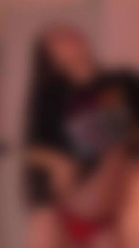 Hey you… yes, you 😏
Live now and waiting for you 🔥
Don’t kee... by melifluaa