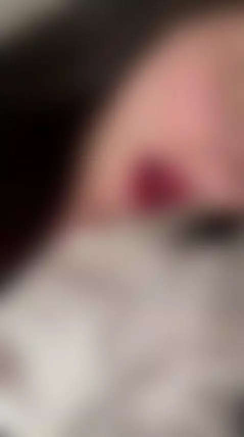 I like when you watch me so closely… it excites me 💕 by ariabellets