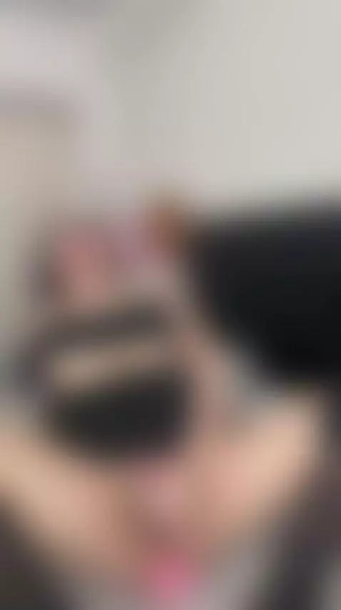 Can you keep a secret? I love teasing you 💋 by ariabellets