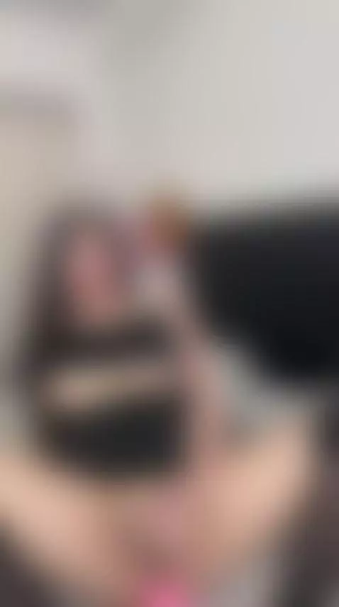 I want to be the first thing you see every morning 💋 by ariabellets