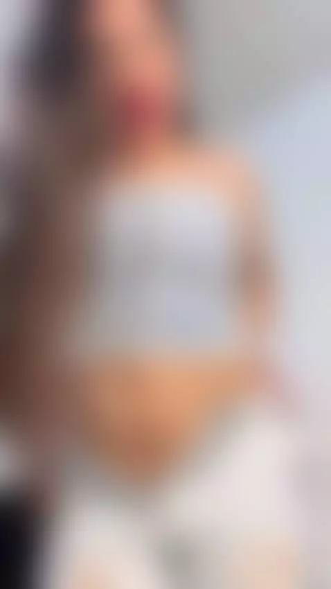 Every touch in my mind feels like yours 💋 by ariabellets