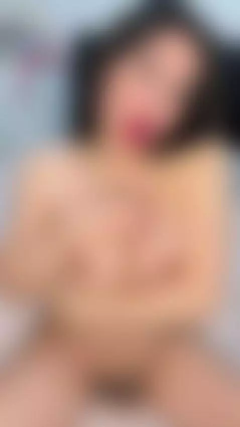 Every inch of me is ready 🫦🍑 by ariabellets