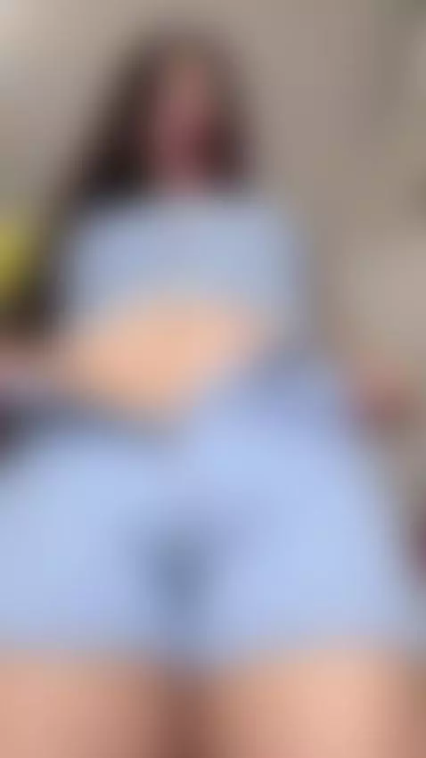 Just imagine my lips on you 🫦👀 by ariabellets