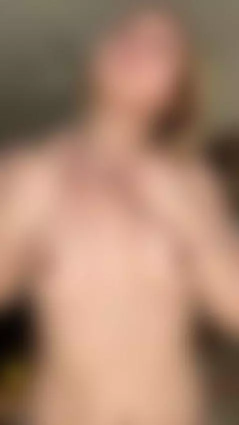 Lazy Sunday vibes 🛏️ Can I stay like this all day with you? ... by lolaelfie