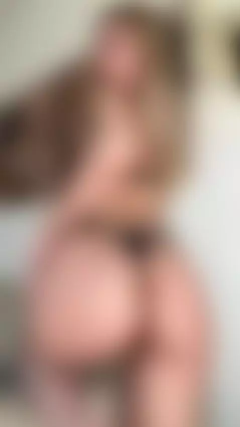 A little smile for you 😘 You always make my day brighter 🌸 by lolaelfie