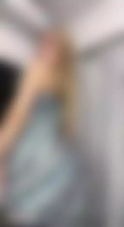 Would you let me be your secret? 🤫💋 by lolaelfie