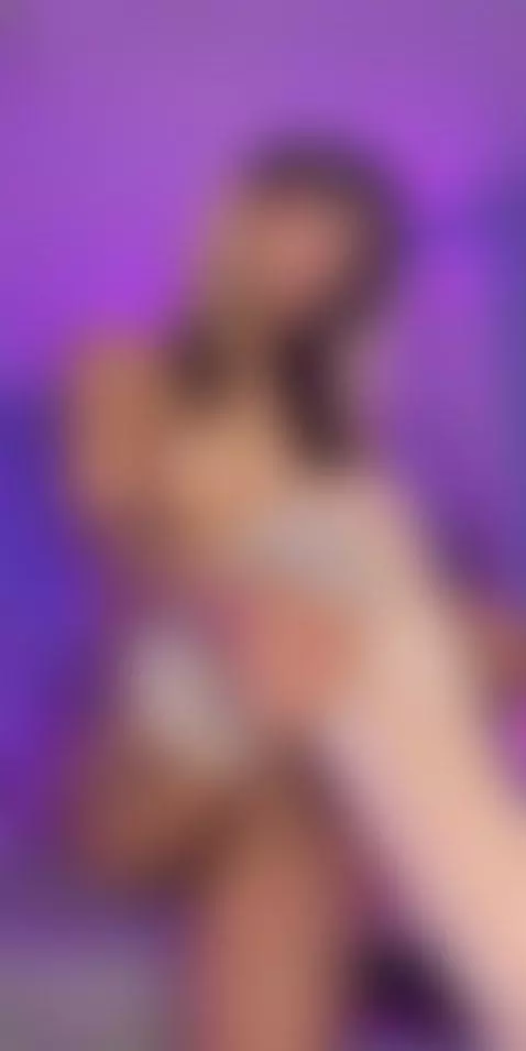 I want you to take off my socks with your mouth by maveparkss