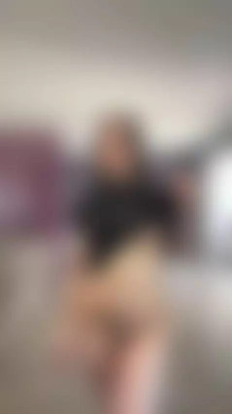 Little tease here… full thrill on OnlyFans 🌶️ by lilylyric