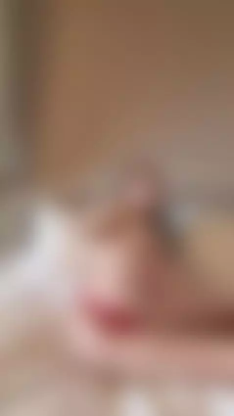 I’m your favorite distraction 😈 by lilylyric