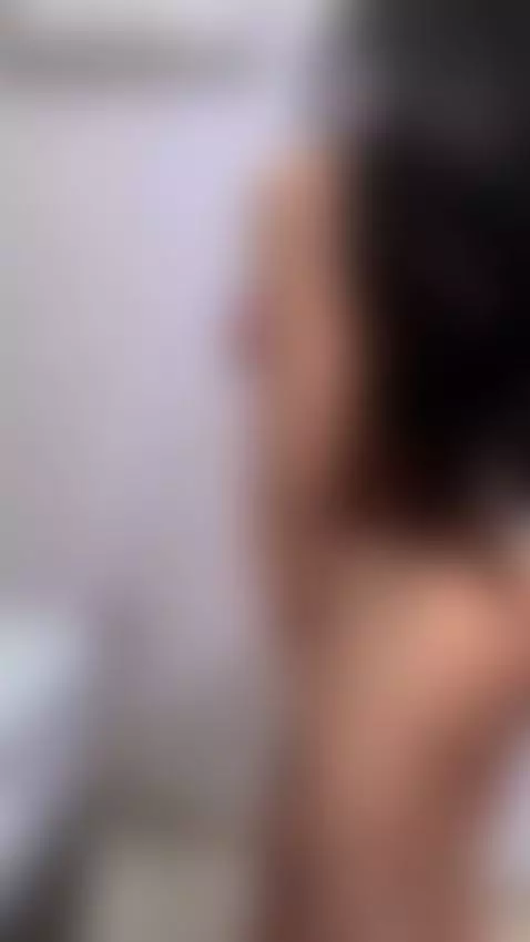 Closer... just a bit closer. Follow me. / Más cerca... solo ... by malejafoox